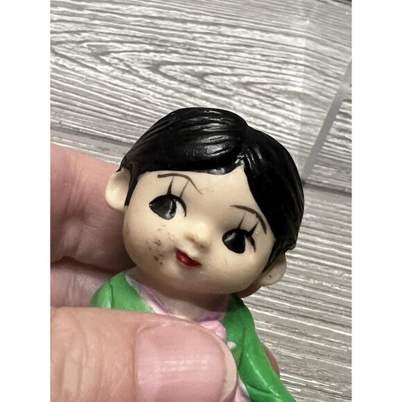 Vintage Koreart Figurine Girl Cooking Rice Figure Hand Painted 2.75” Asian Decor - Picture 6 of 7